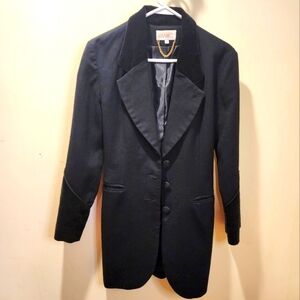 Item...  women's black long 100% worsted wool glamorous blazer jacket size 2